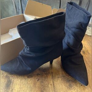 New With Tags Journee Collection Black Ankle Boots with Heels Size 7 1/2